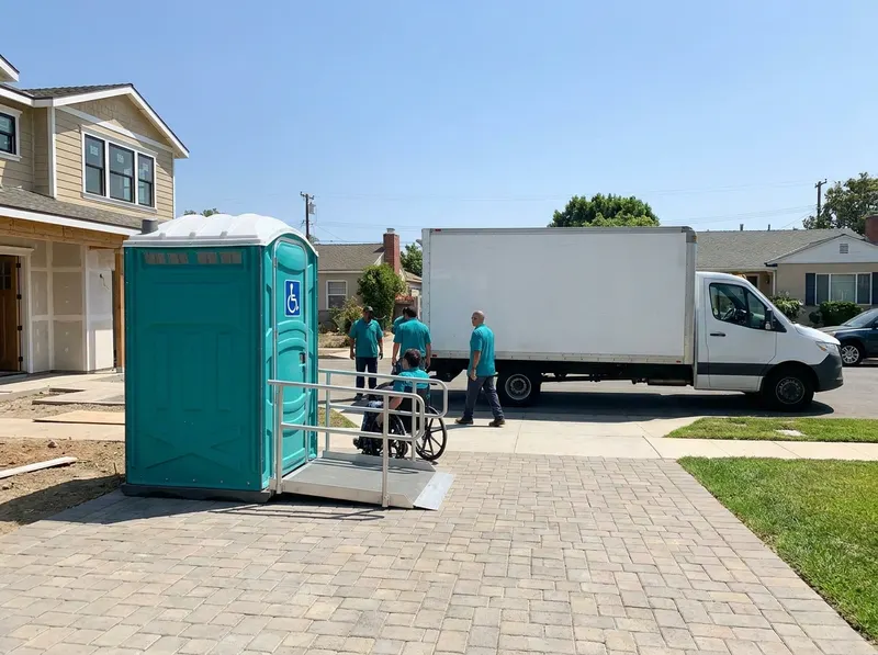 ADA Accessible Portable Toilets in Santa Monica, CA